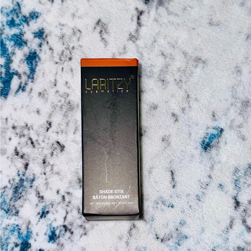 Laritzy Cosmetics Shade Contour Stix - Mahalo - Warm Bronze